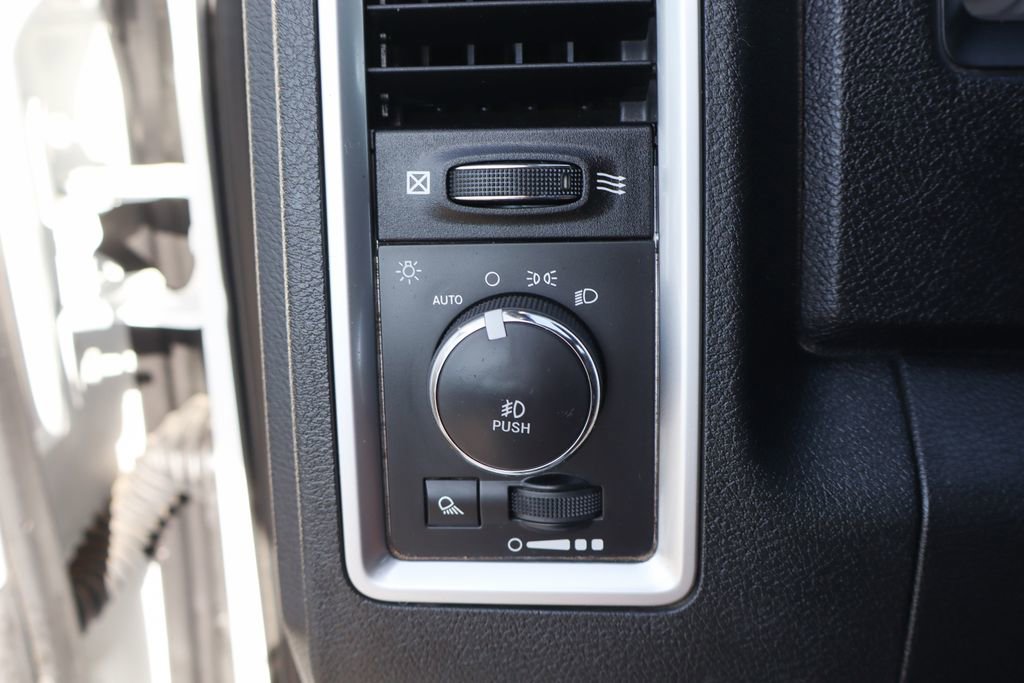 Used 2017 RAM 2500 Limited image 23