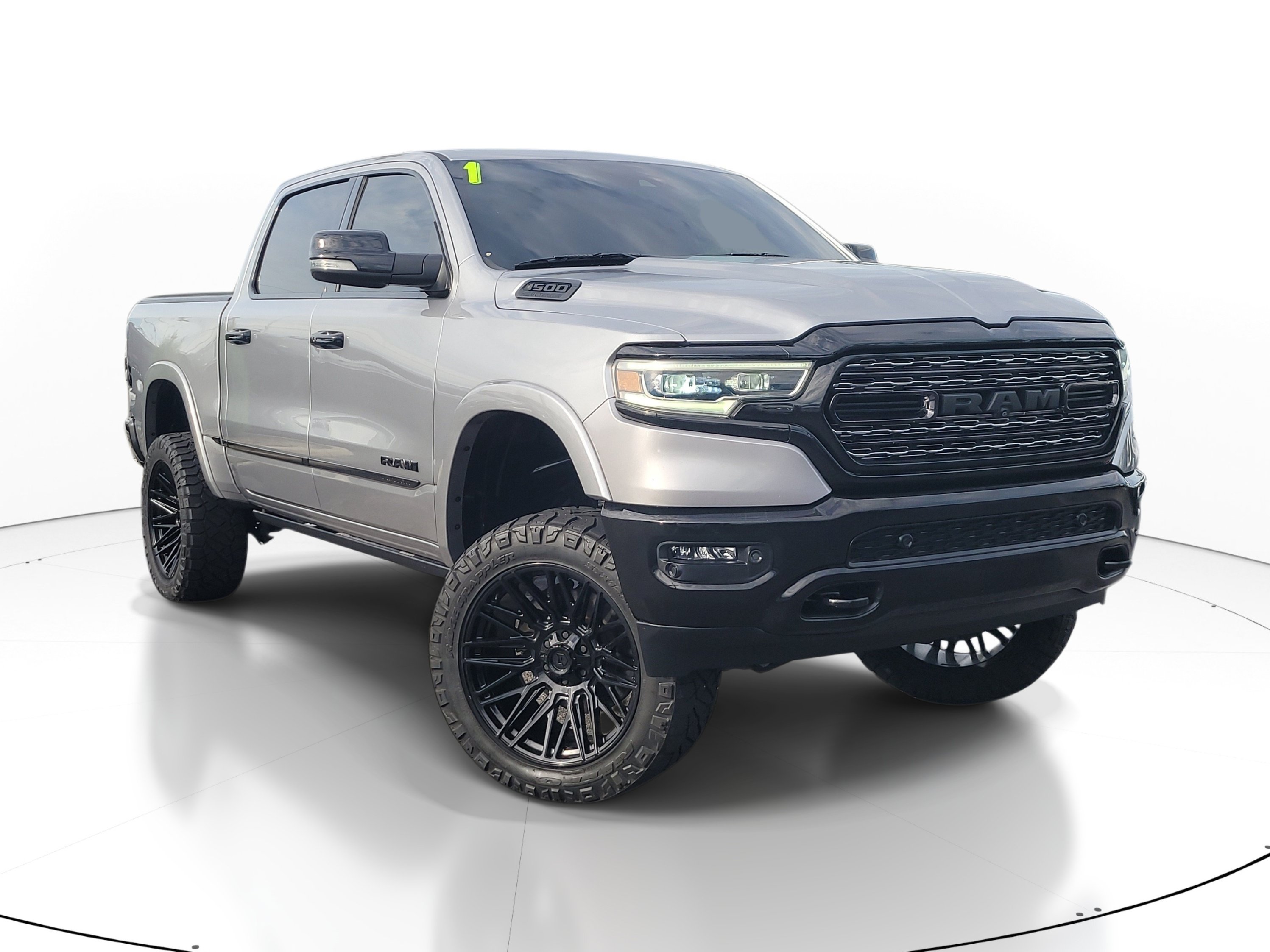 Used 2021 RAM 1500 Limited RWD image 1
