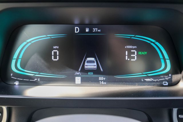 New 2025 Hyundai Elantra Blue image 23