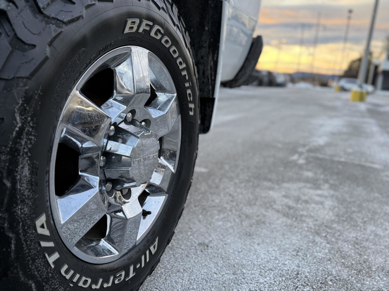 Used 2017 GMC Sierra 3500 Denali w/ Duramax Plus Package image 11