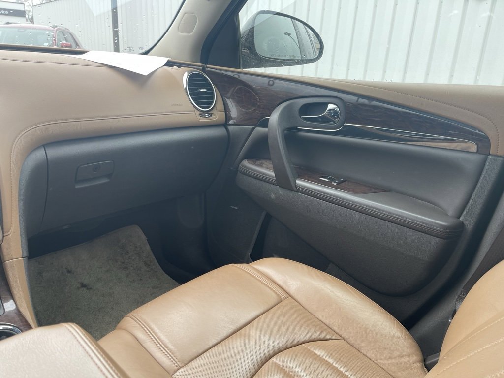Used 2015 Buick Enclave Leather image 11