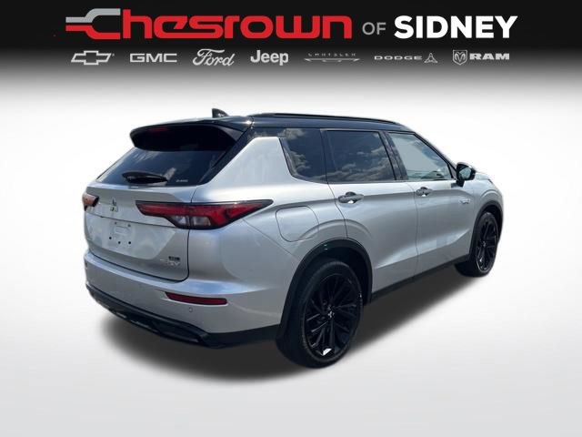 Used 2025 Mitsubishi Outlander 4WD Plug-In Hybrid image 5