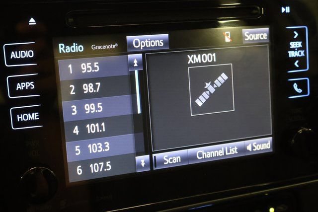 Used 2019 Toyota Corolla SE FWD image 21