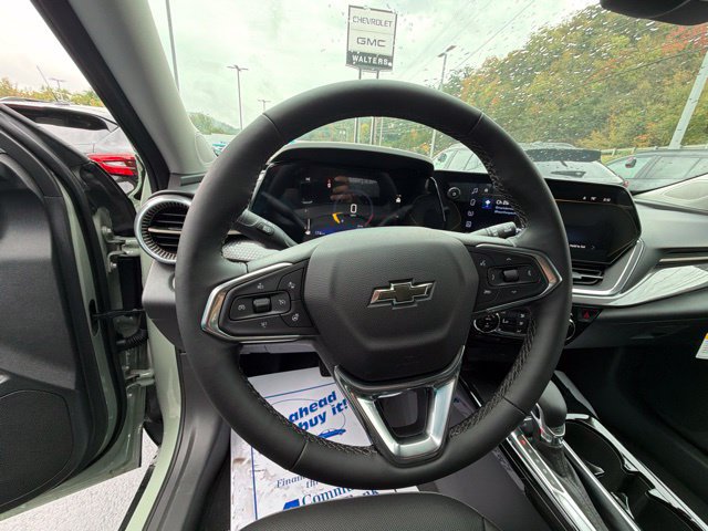 New 2026 Chevrolet Trax ACTIV w/ Sunroof Package FWD image 12