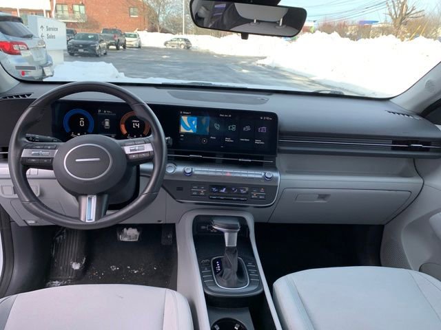 Used 2025 Hyundai Kona SEL image 15