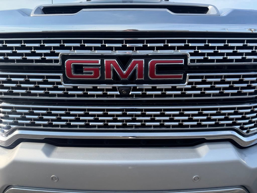Used 2023 GMC Sierra 3500 Denali w/ Denali Ultimate Package AWD/4WD image 5