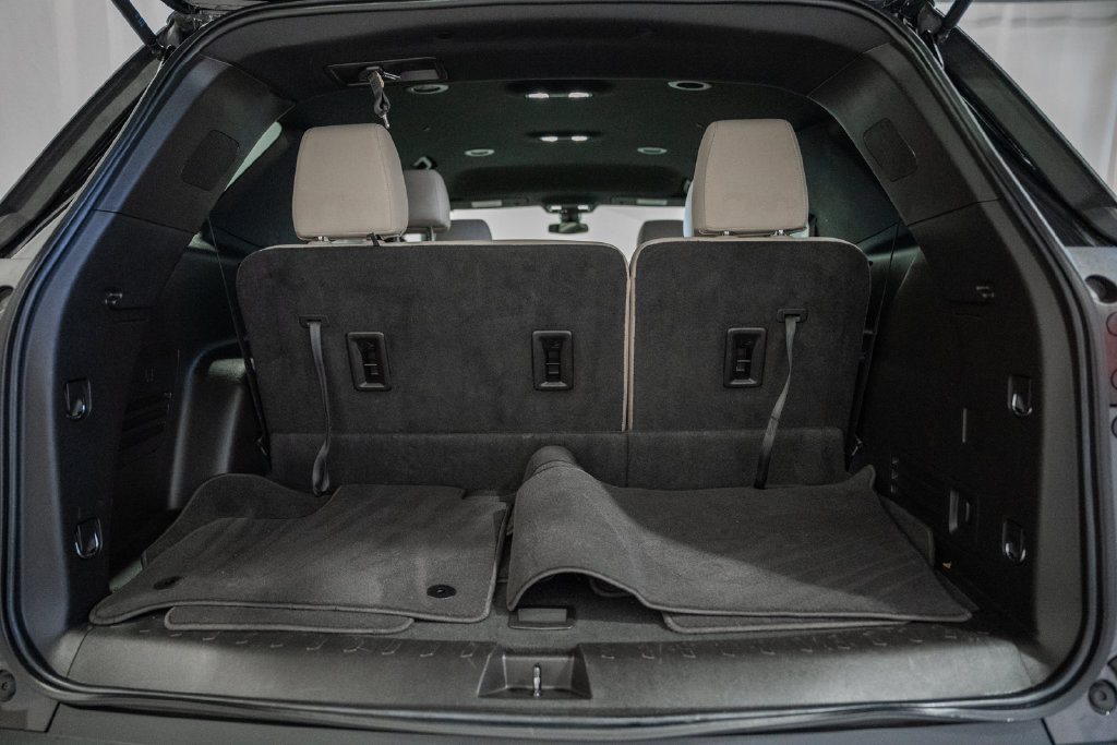 Used 2022 Chevrolet Traverse LS AWD/4WD image 14