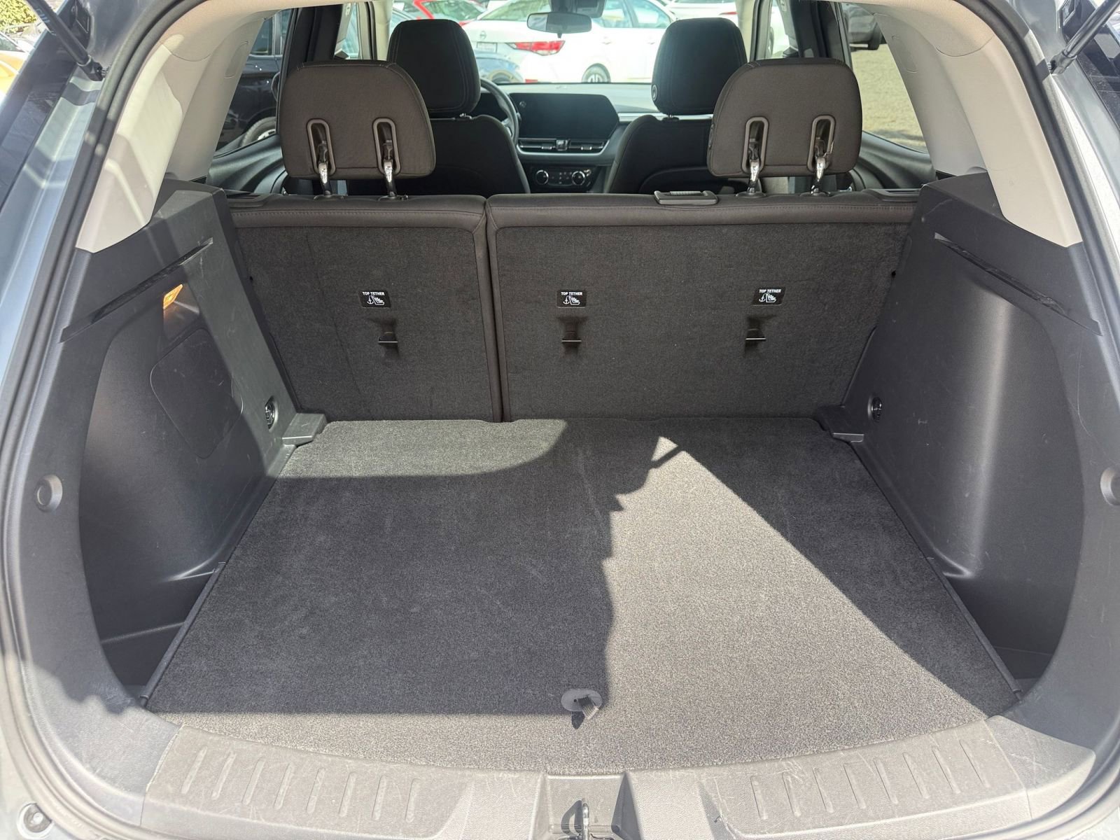 Used 2025 Chevrolet TrailBlazer LT FWD image 28