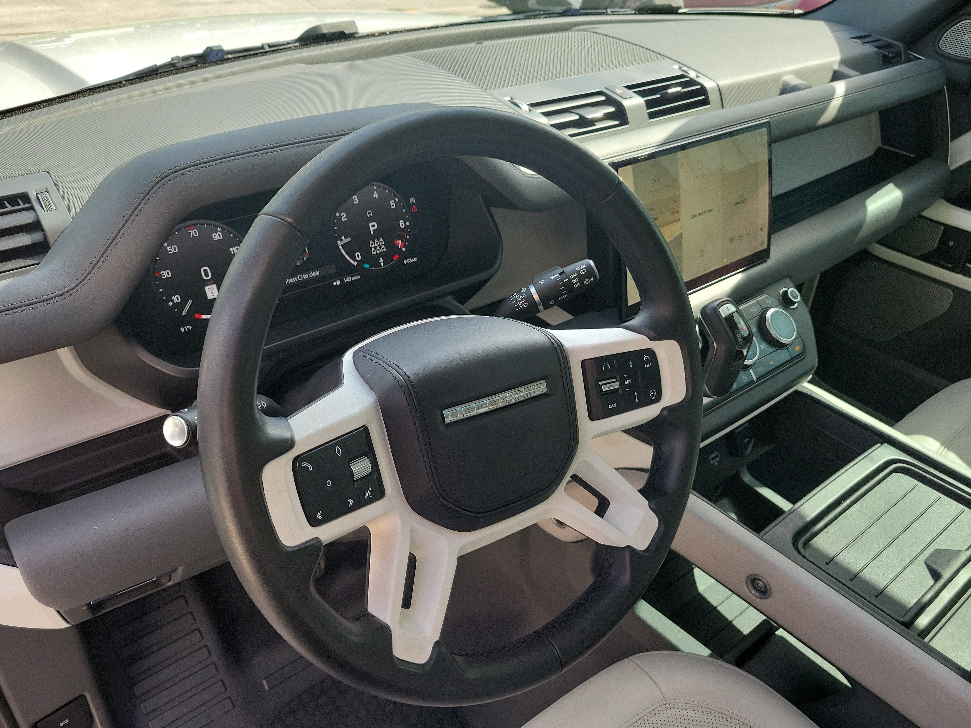Used 2023 Land Rover Defender 130 First Edition AWD/4WD image 28