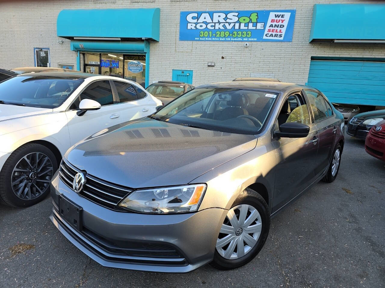 Used 2016 Volkswagen Jetta S FWD image 2