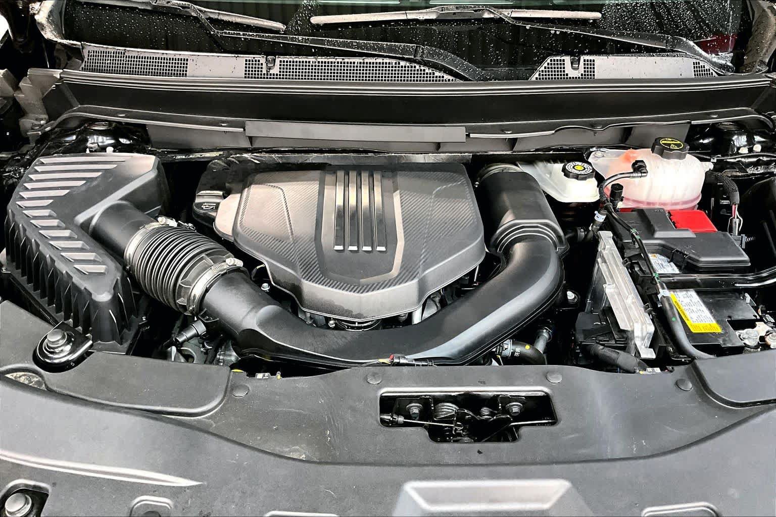 Used 2024 Chevrolet Traverse Z71 AWD/4WD image 32