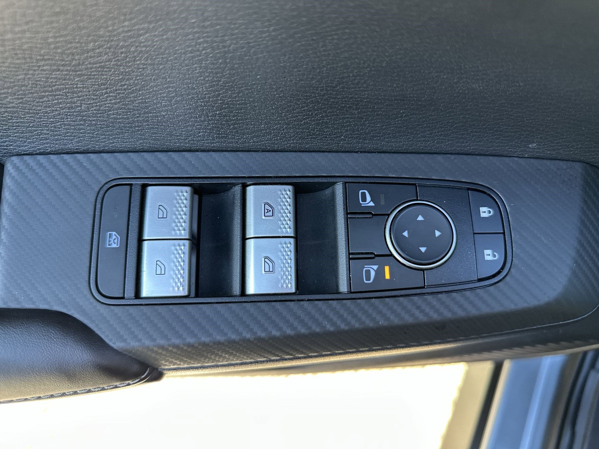 Used 2022 Mitsubishi Outlander SE FWD image 15