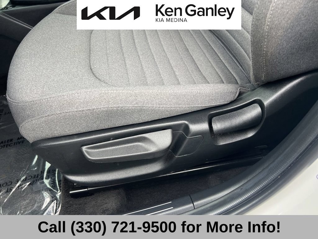 Certified 2025 Kia K4 EX FWD image 29