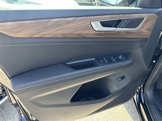 New 2026 Volkswagen Atlas SE image 14