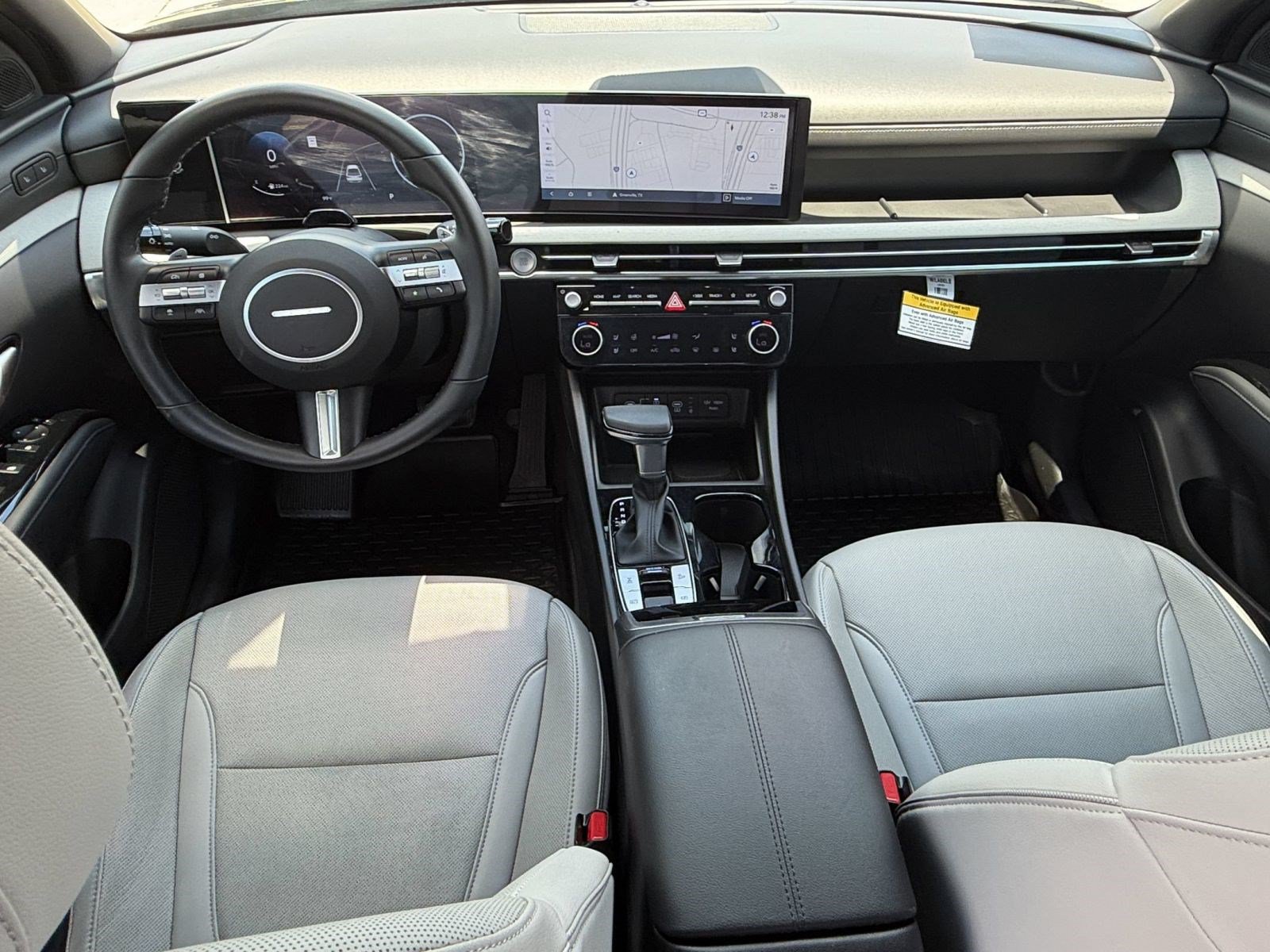 Used 2025 Hyundai Santa Cruz Limited AWD/4WD image 16