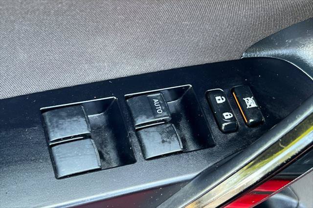 Certified 2018 Toyota Corolla iM w/ Carpet Mat Package (TMS) FWD image 13