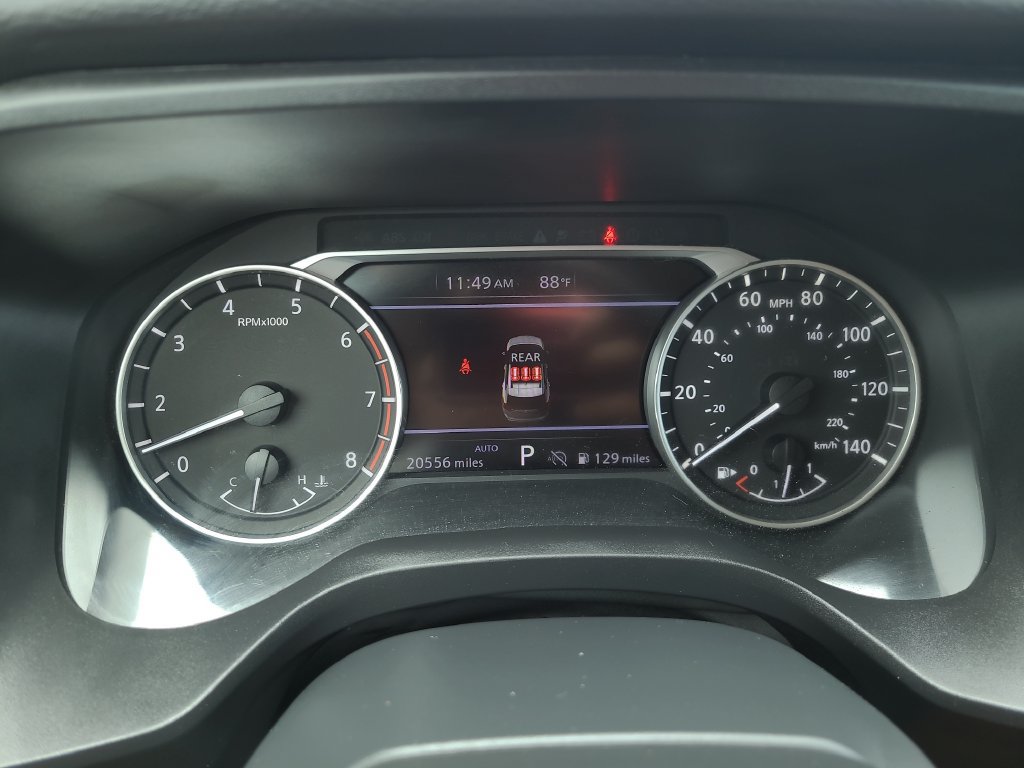 Certified 2025 Nissan Rogue SV AWD/4WD image 28