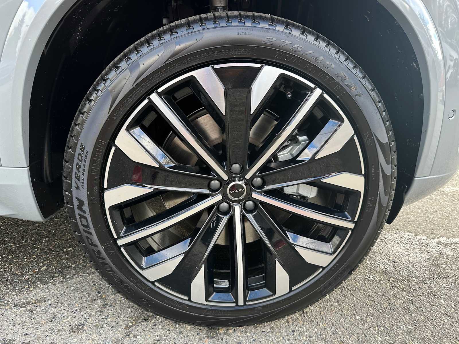 New 2026 Volvo XC90 T8 Plus image 9