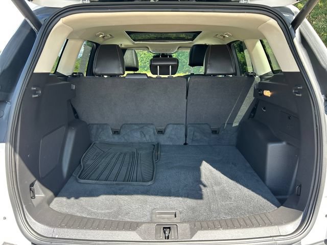 Used 2016 Ford Escape Titanium w/ Equipment Group 301A AWD/4WD image 23