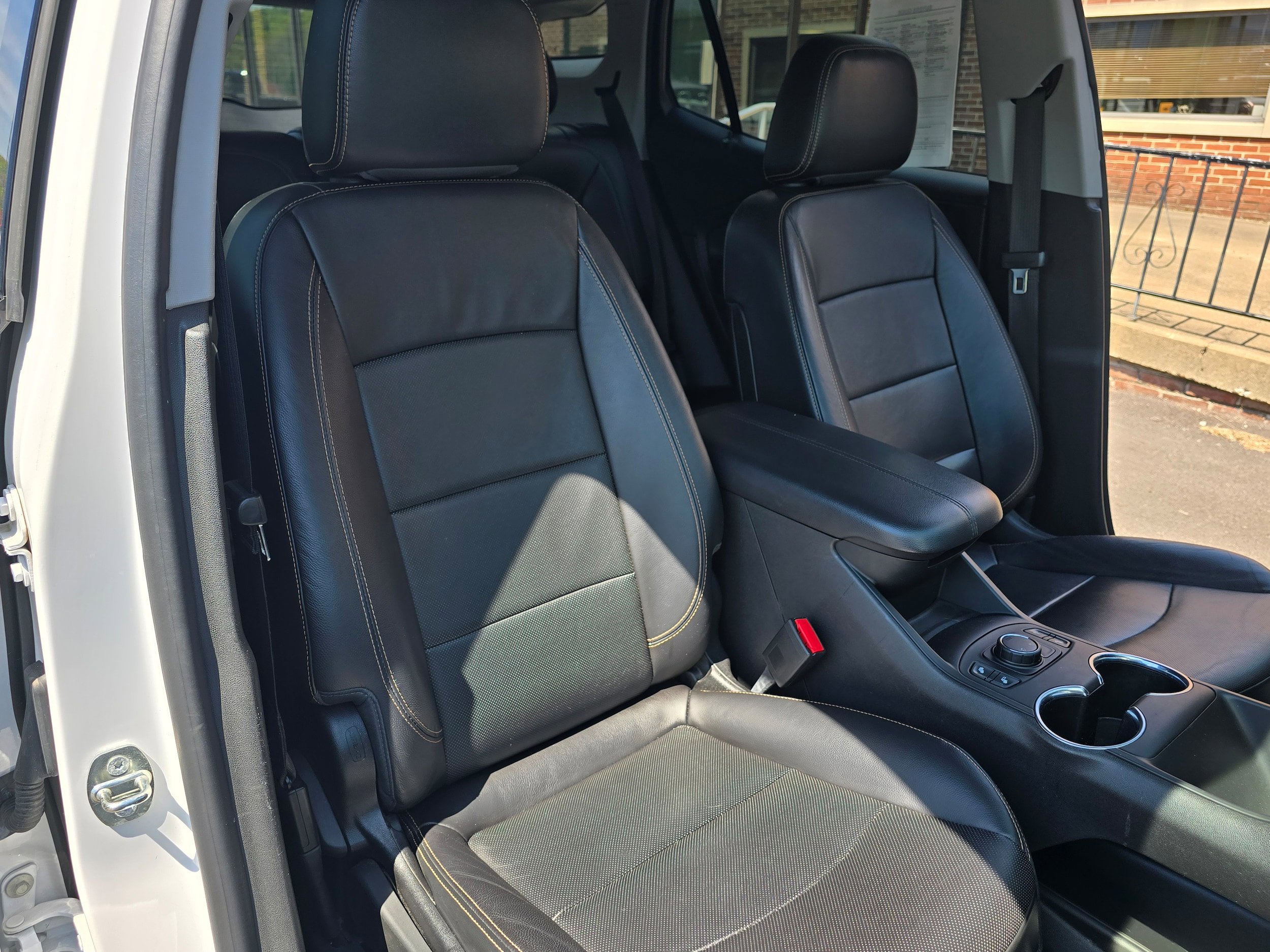 Used 2019 GMC Terrain SLT AWD/4WD image 12
