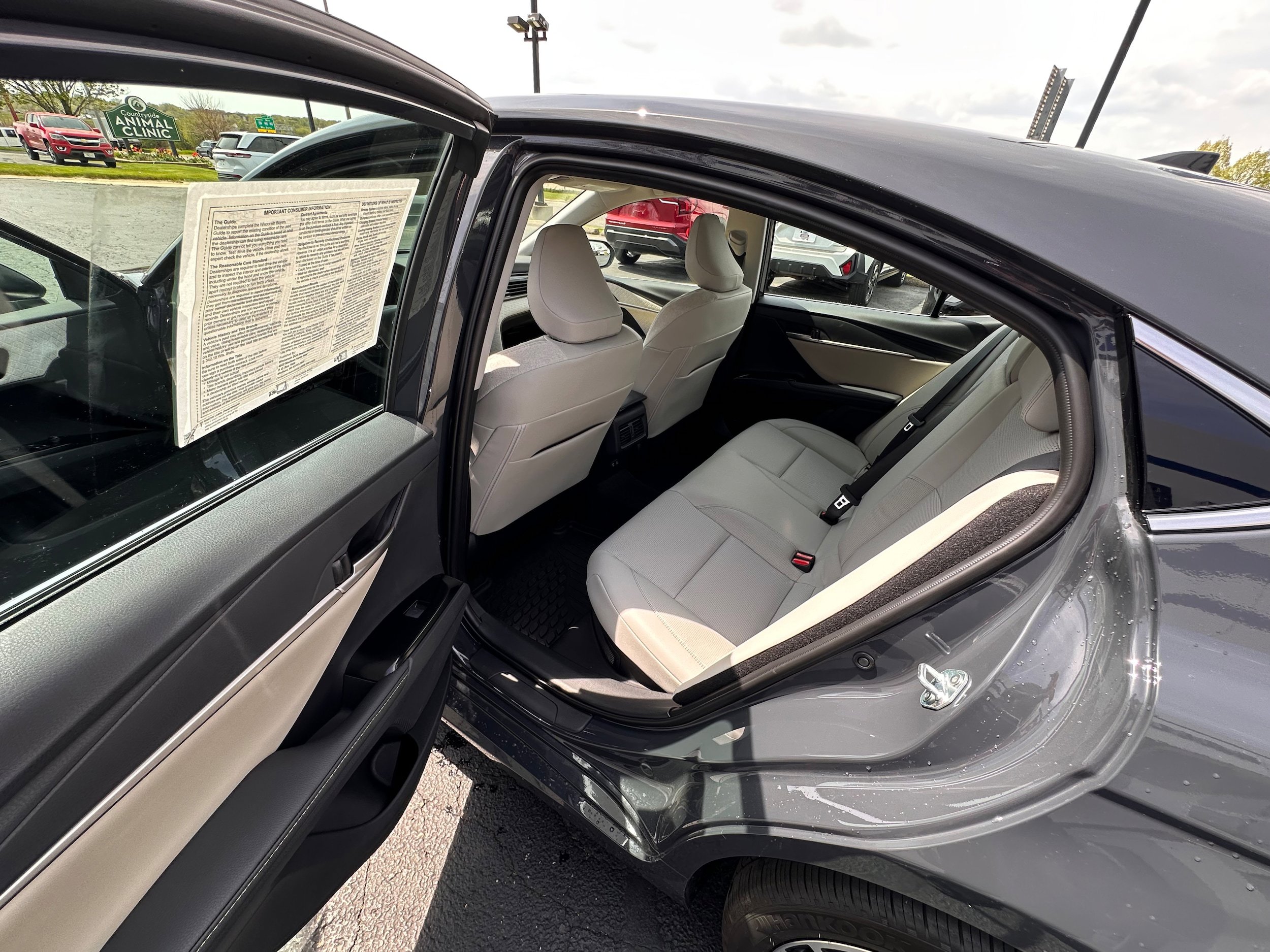 Used 2026 Toyota Camry XLE FWD image 11