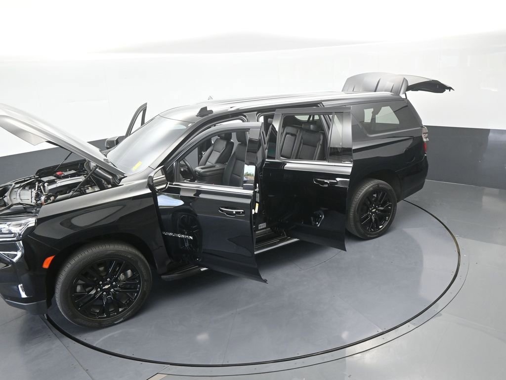Used 2024 Chevrolet Suburban LS w/ Driver Alert Package RWD image 70