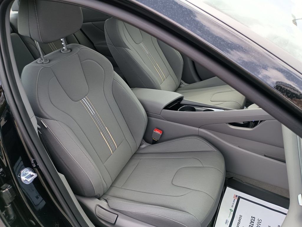 New 2026 Hyundai Elantra SEL Sport Premium FWD image 31