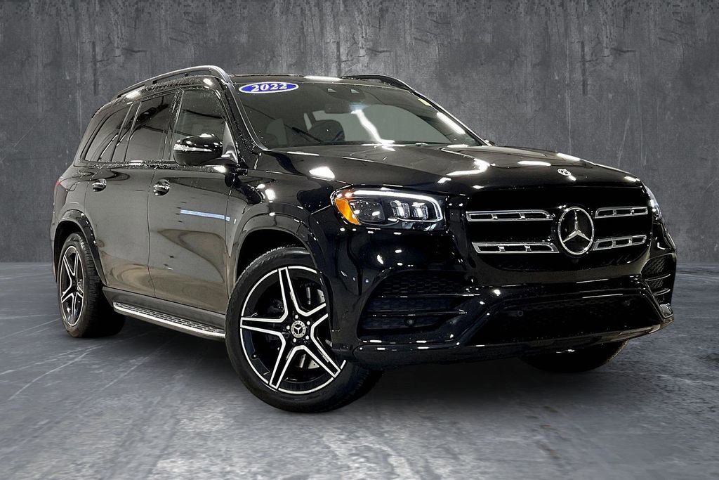 Used 2022 Mercedes-Benz GLS 450 4MATIC image 3