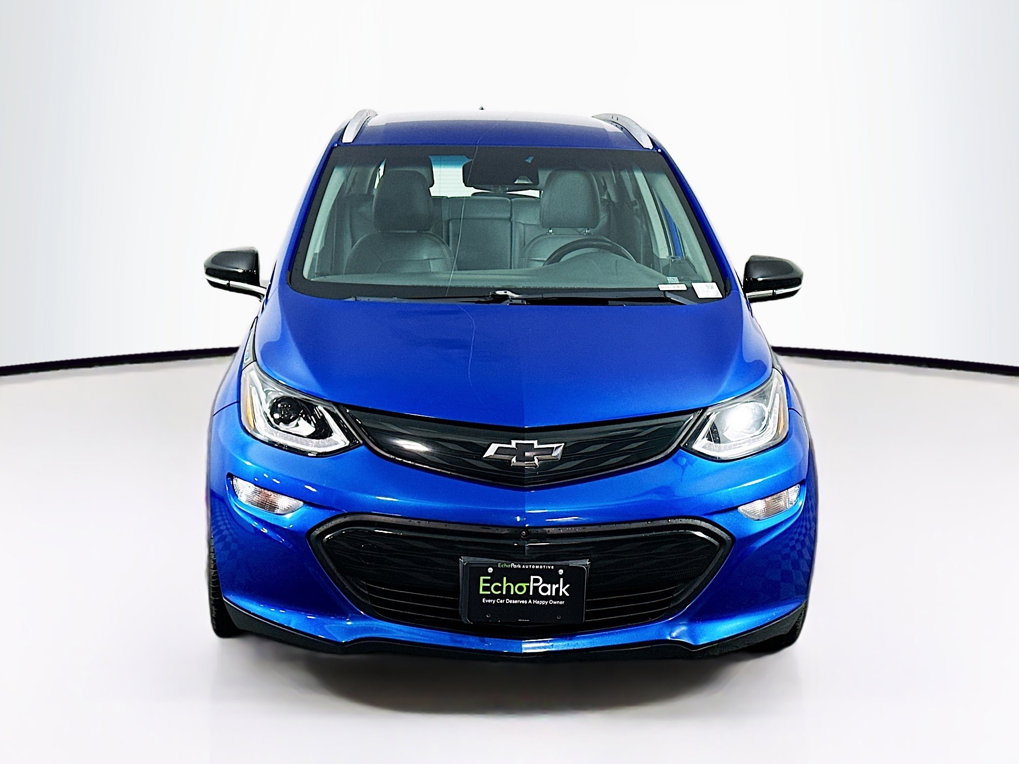 Used 2017 Chevrolet Bolt Premier w/ Driver Confidence II Package image 2