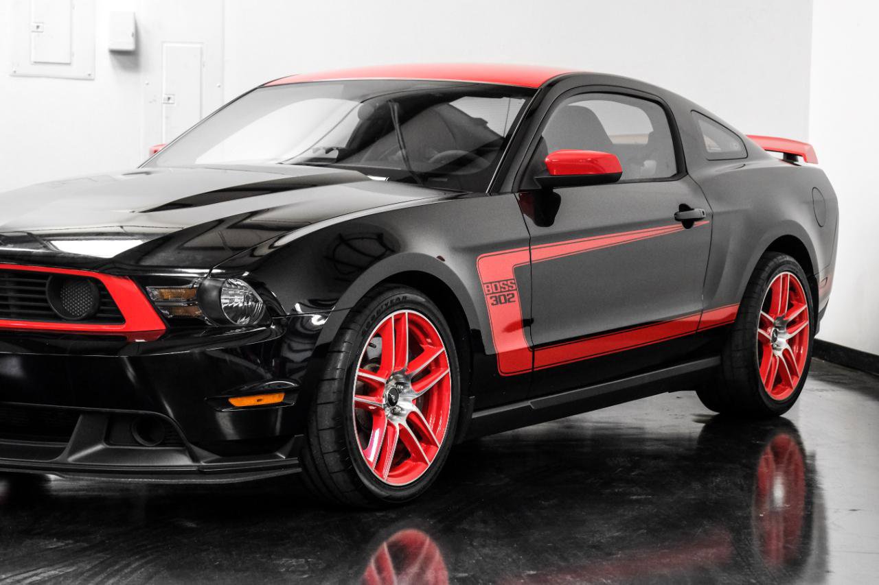 Used 2012 Ford Mustang Boss 302 RWD image 8