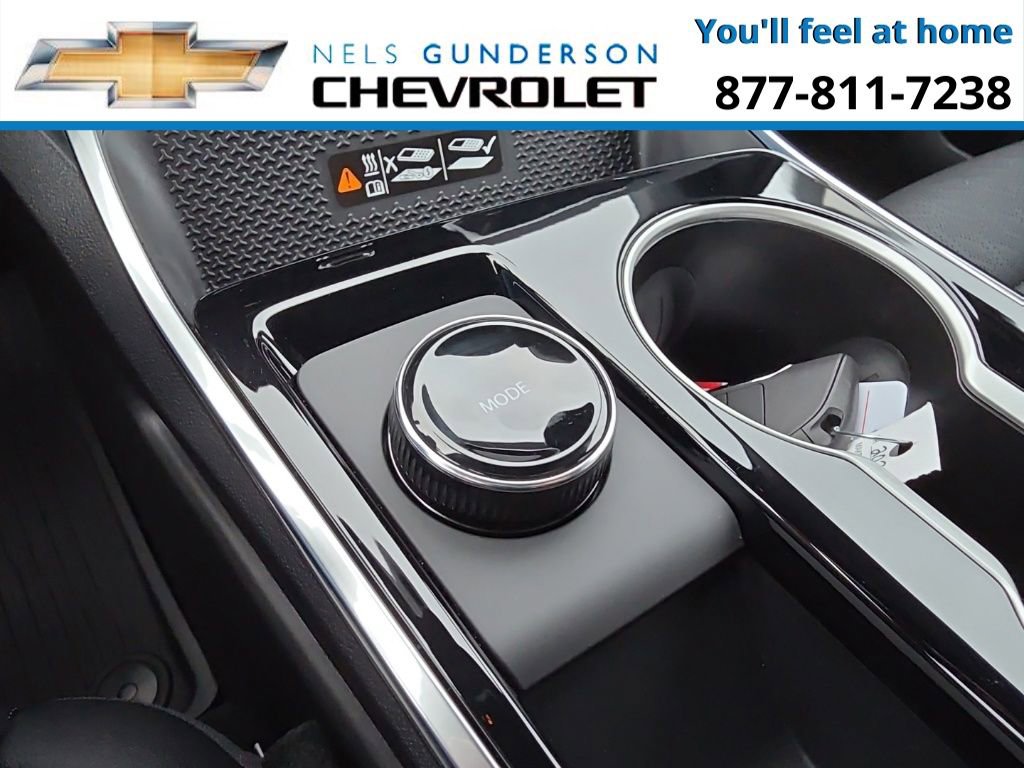 New 2026 Chevrolet Equinox LT w/ Convenience Package II image 24