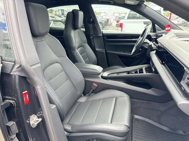 Used 2024 Porsche Macan 4 Electric AWD/4WD image 25