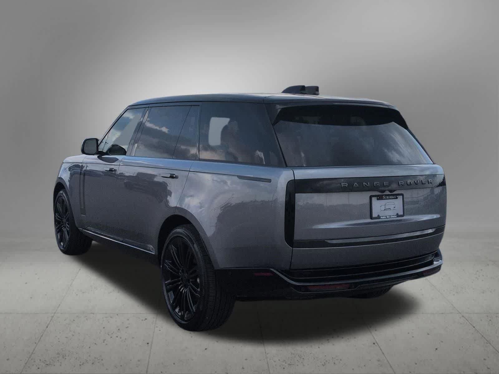 New 2026 Land Rover Range Rover Long Wheelbase SE AWD/4WD image 4