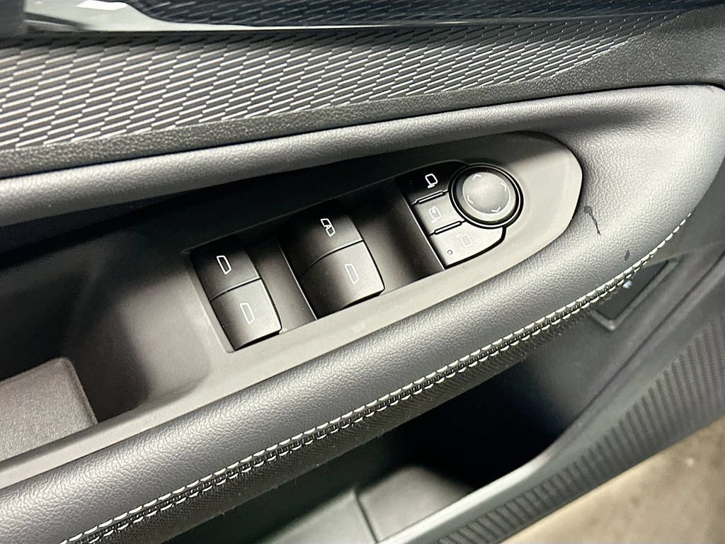 New 2026 Chevrolet Blazer EV LT FWD image 19