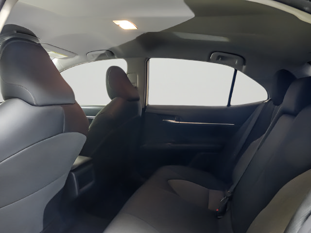 Used 2021 Toyota Camry LE FWD image 11
