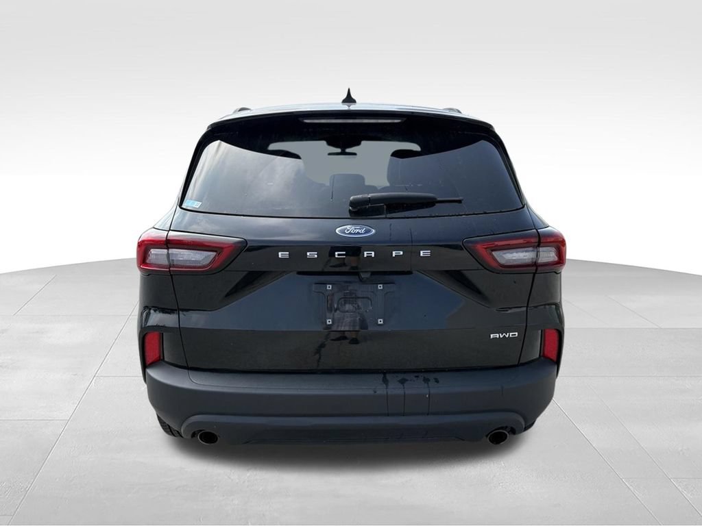 Used 2025 Ford Escape ST-Line Select AWD/4WD image 5