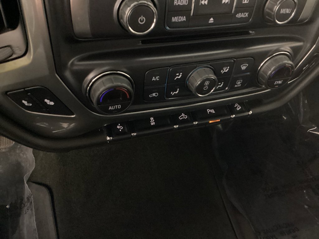 Used 2018 Chevrolet Silverado 1500 LTZ Z71 w/ LTZ Plus Package image 26