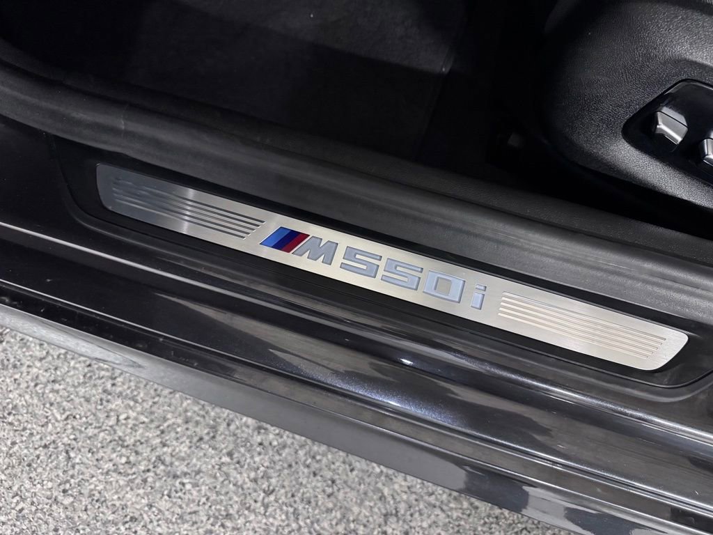 Used 2019 BMW M550i xDrive AWD/4WD image 47