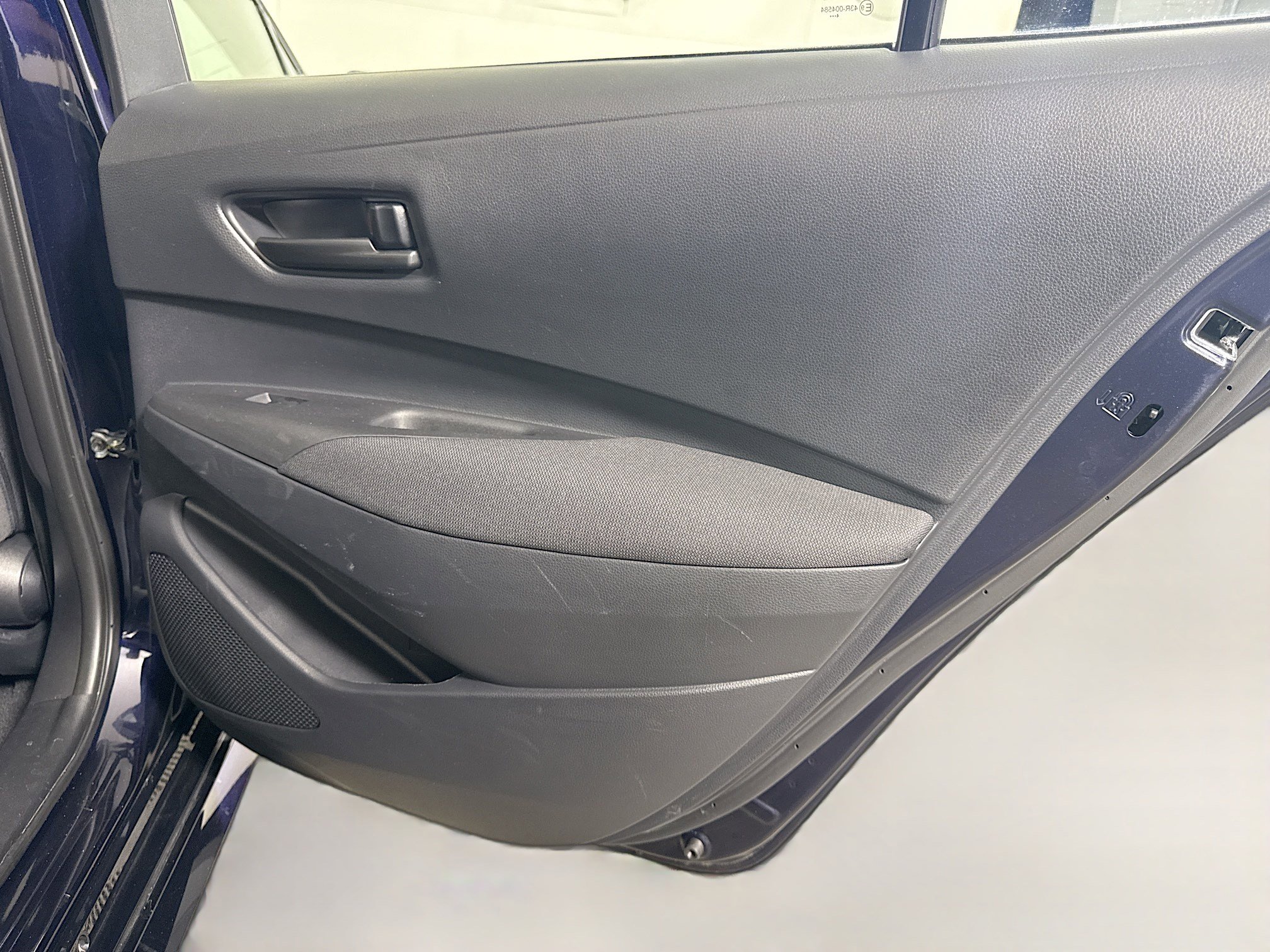 Used 2025 Toyota Corolla LE image 27