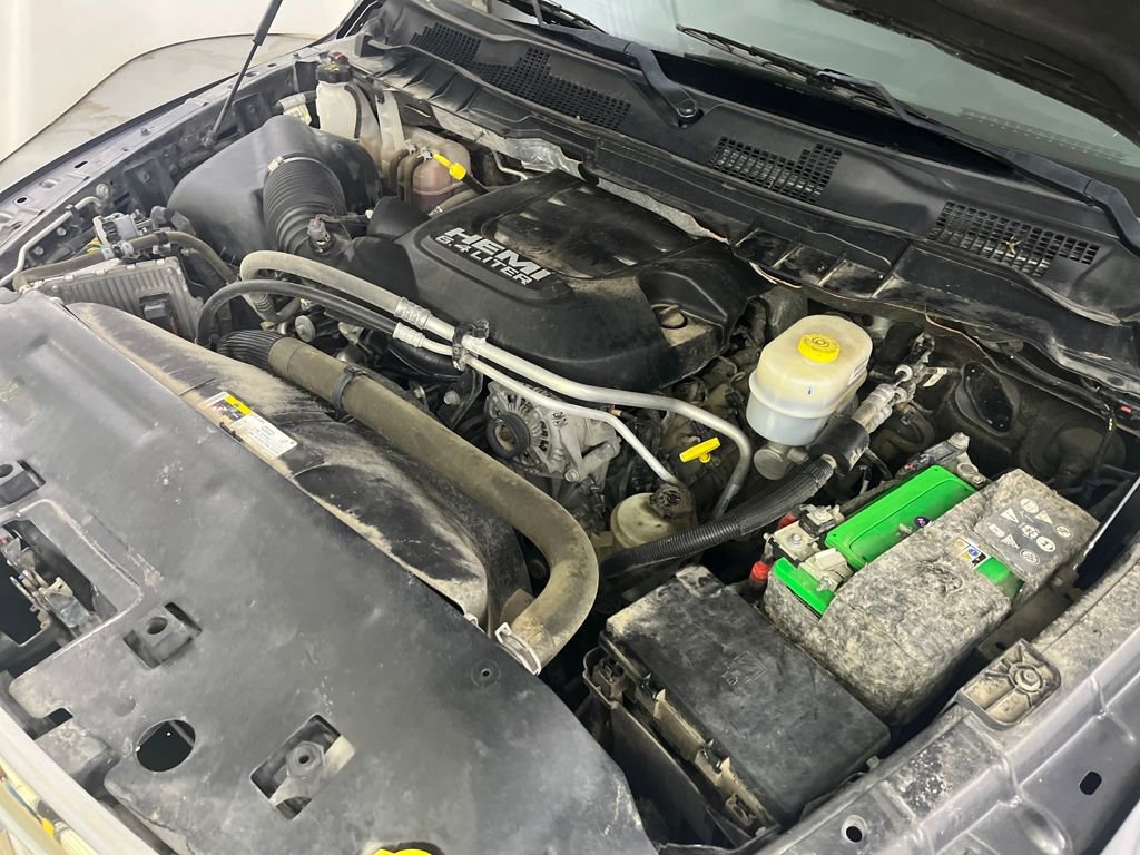 Used 2018 RAM 2500 Tradesman w/ Chrome Appearance Group image 11