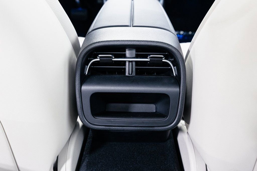 Certified 2025 Mercedes-Benz E 450 4MATIC All-Terrain Wagon w/ Multicontour Seating Package image 30