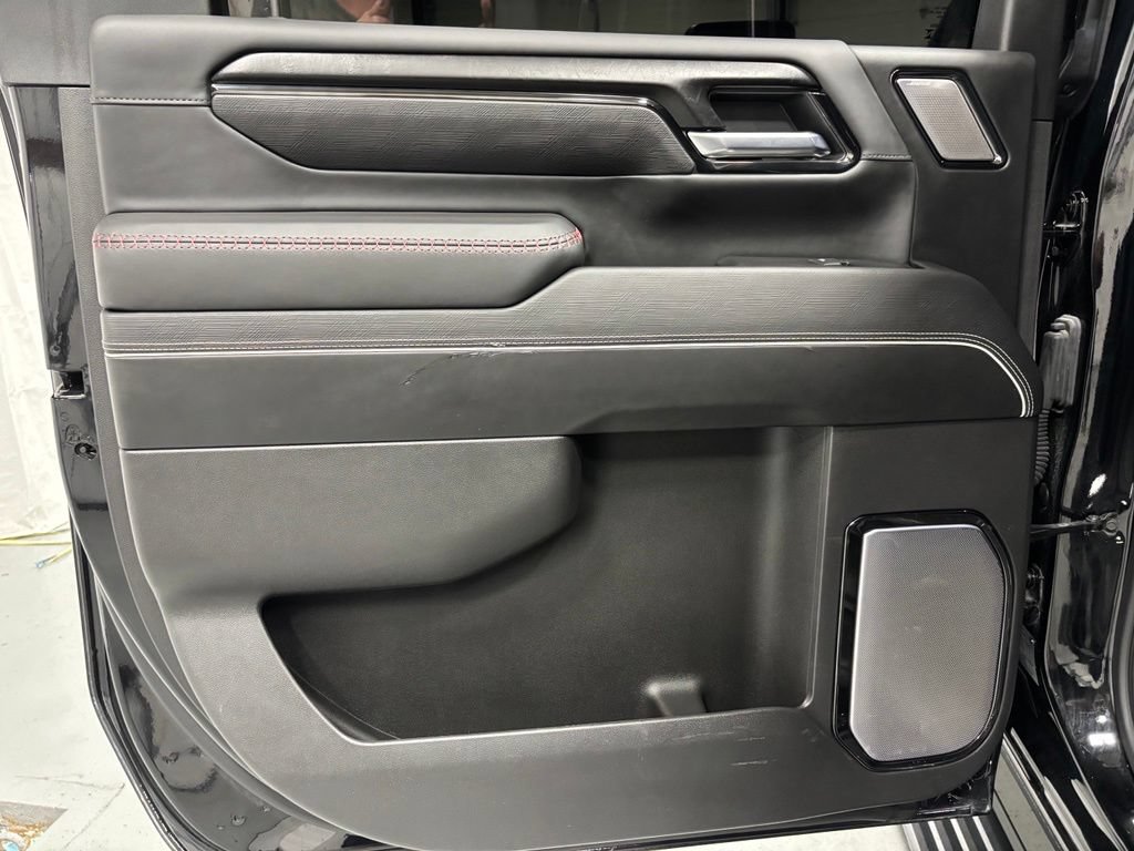Used 2026 GMC Sierra 2500 AT4X AWD/4WD image 40