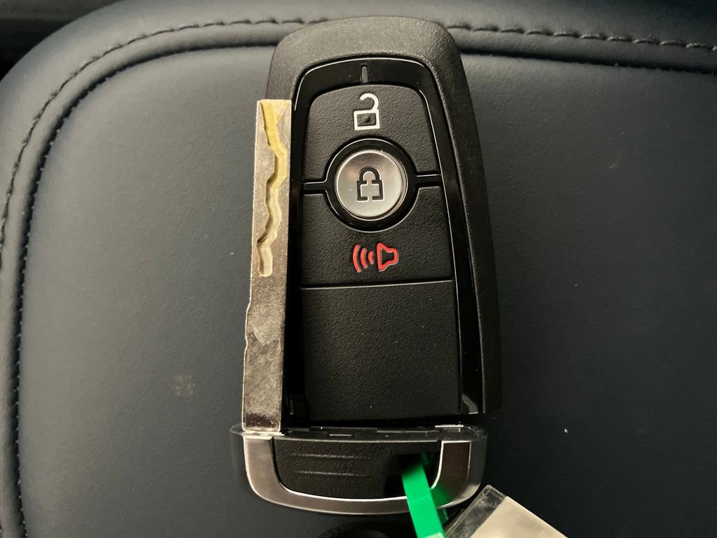 New 2025 Ford Maverick XLT w/ Equipment Group 302A image 32