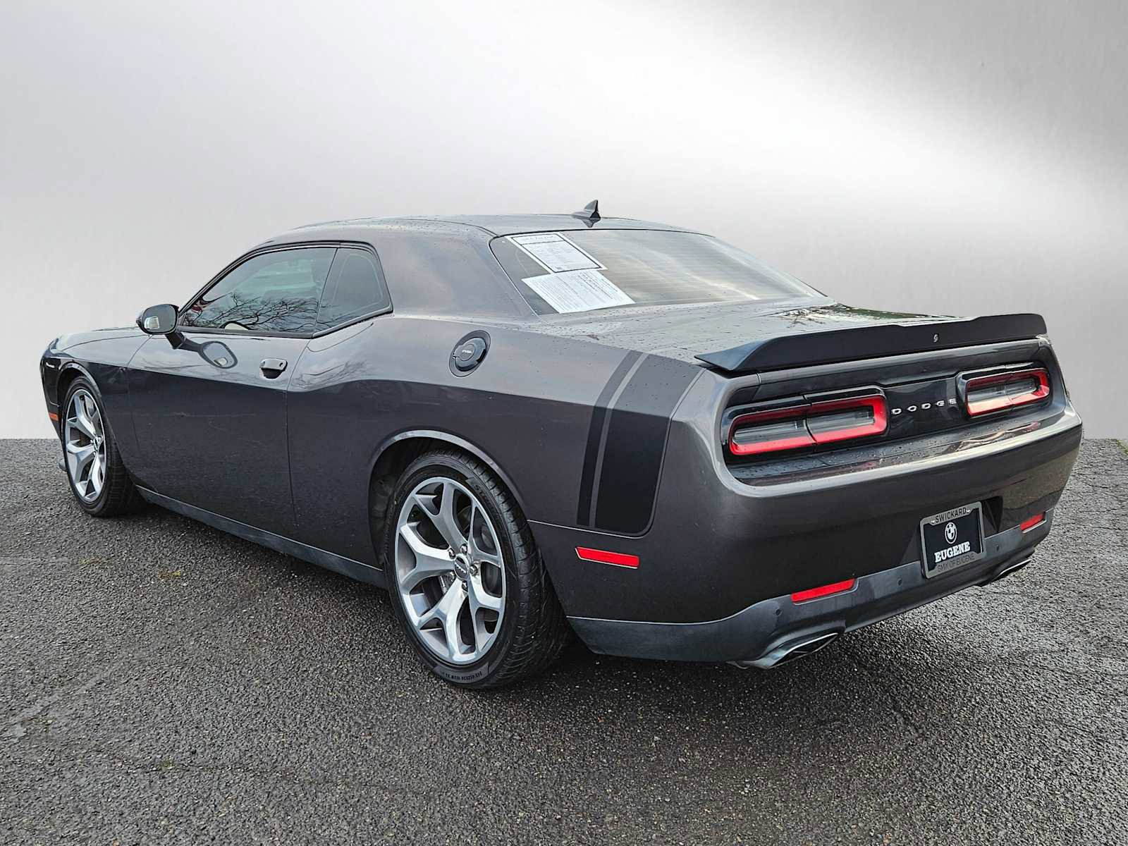 Used 2016 Dodge Challenger R/T Scat Pack w/ Leather Interior Group image 5
