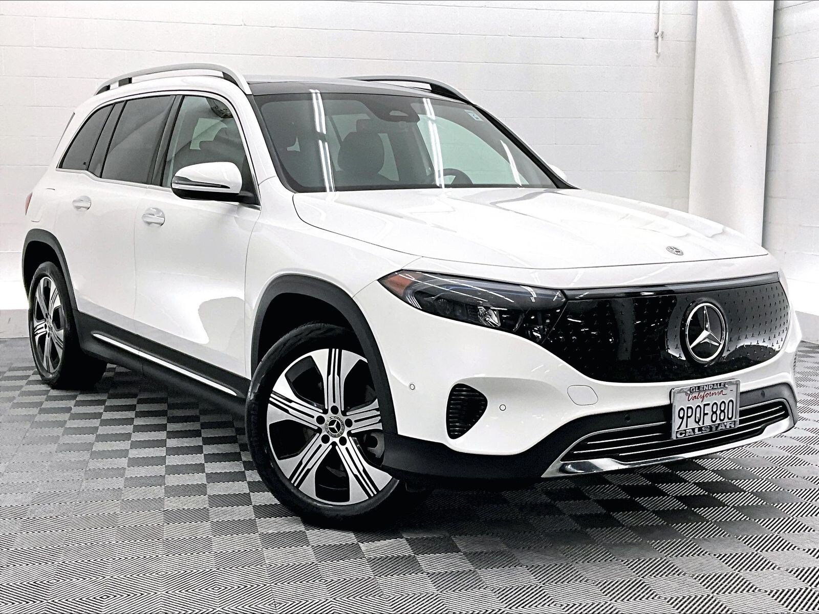 Certified 2024 Mercedes-Benz EQB 250+ image 34