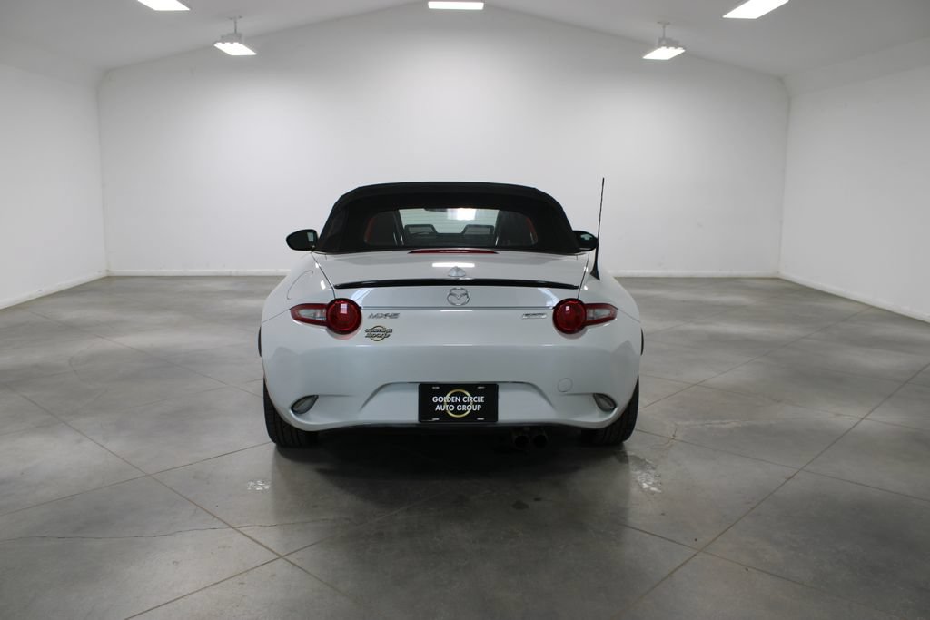Used 2016 MAZDA MX-5 Miata Club RWD image 8