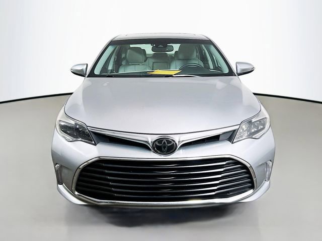 Used 2016 Toyota Avalon Limited w/ Toyota Safety Sense Package image 2