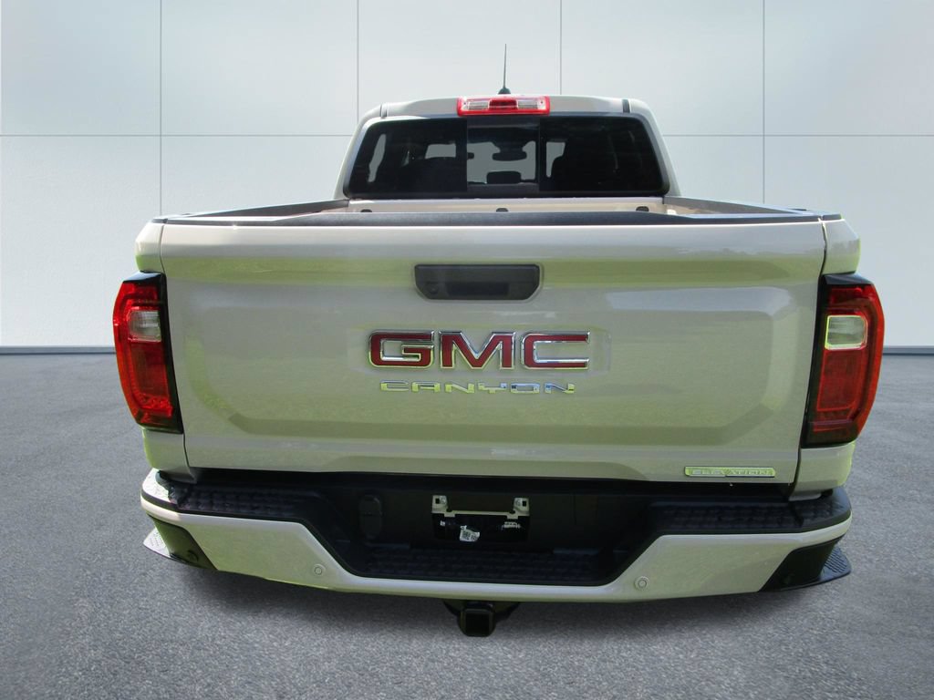 New 2026 GMC Canyon Elevation AWD/4WD image 9