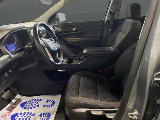 Used 2023 GMC Acadia SLE image 4