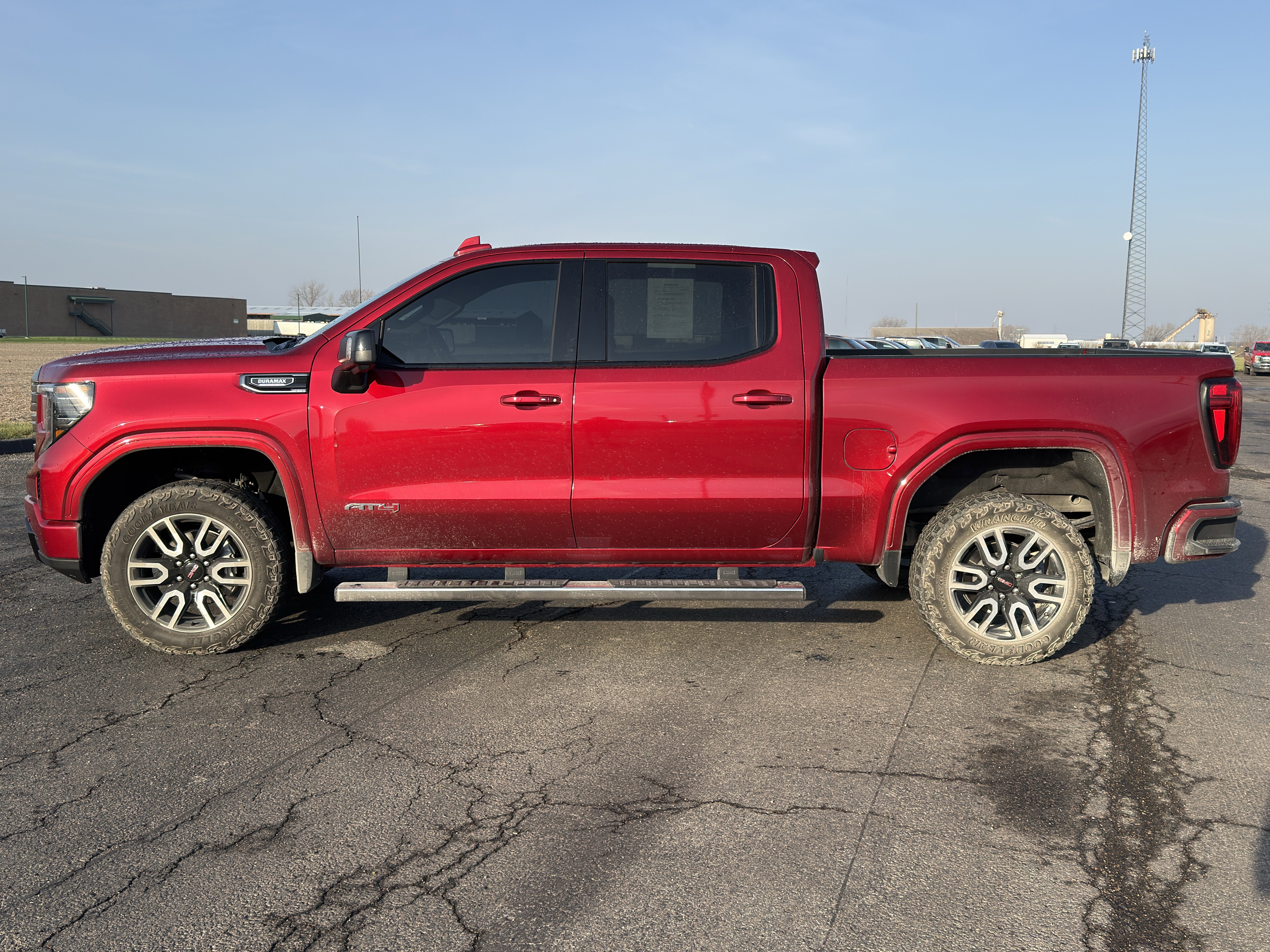 Used 2024 GMC Sierra 1500 AT4 w/ AT4 Preferred Package image 6